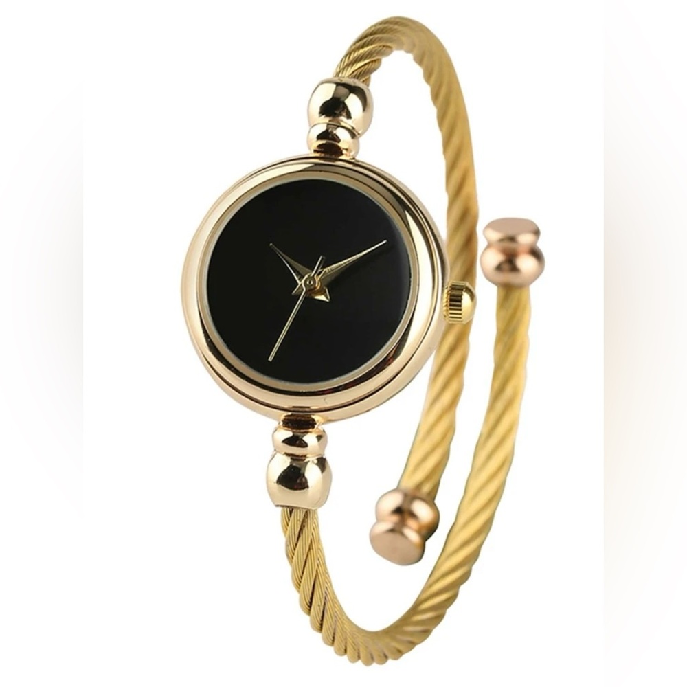 Round Pointer Quartz Watch